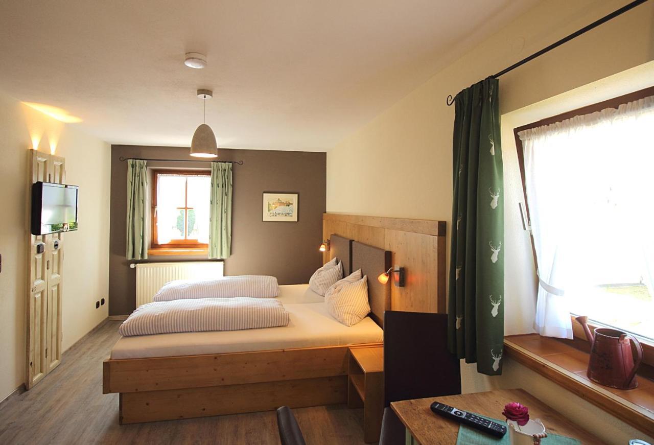 Gaestehaus Alpin - Inkl. Chiemgau-Karte Bergen  Extérieur photo